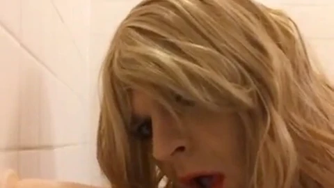 人妖陷进, 人妖训练